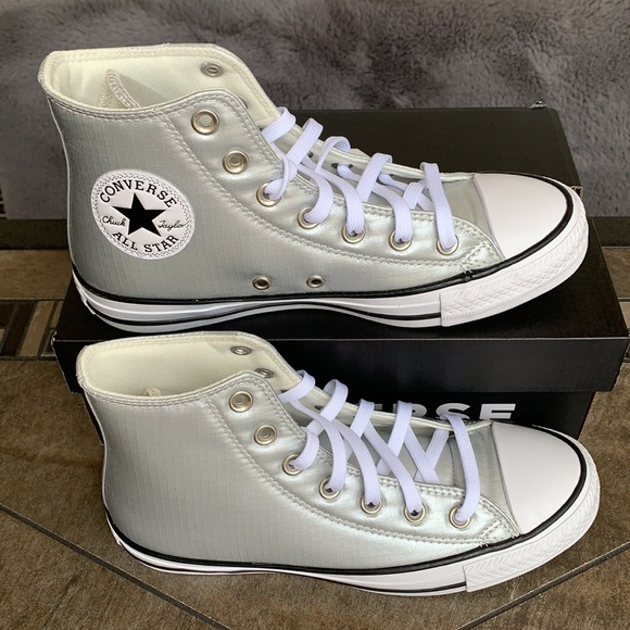 CONVERSE CTAS HI SILVER/WHITE/BLACK WMNS - Picture 6 of 16